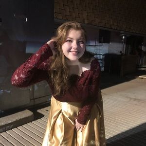 Meet your Posher, Madelyn